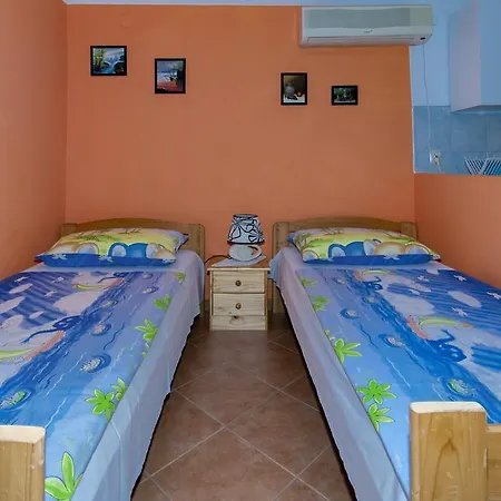 Apartment Dinono