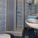 Dinono 풀라
